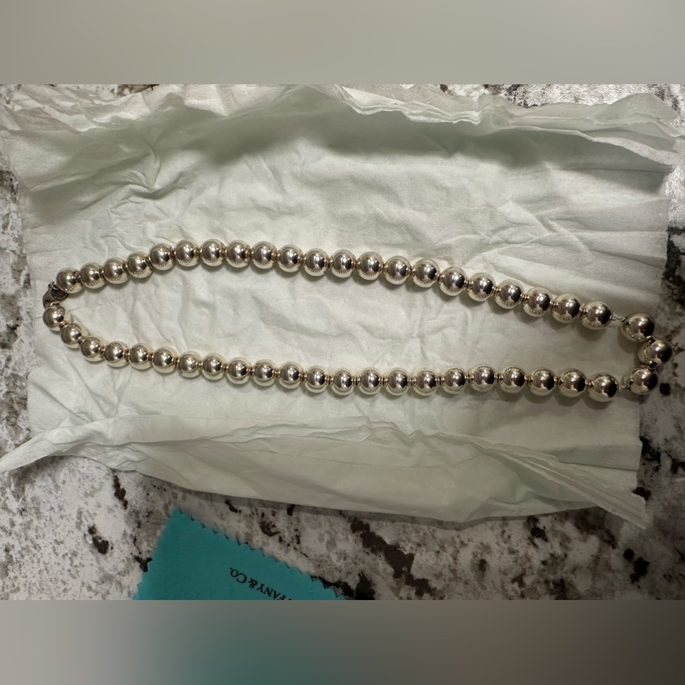 TIFFANY & CO. PEARL NECKLACE